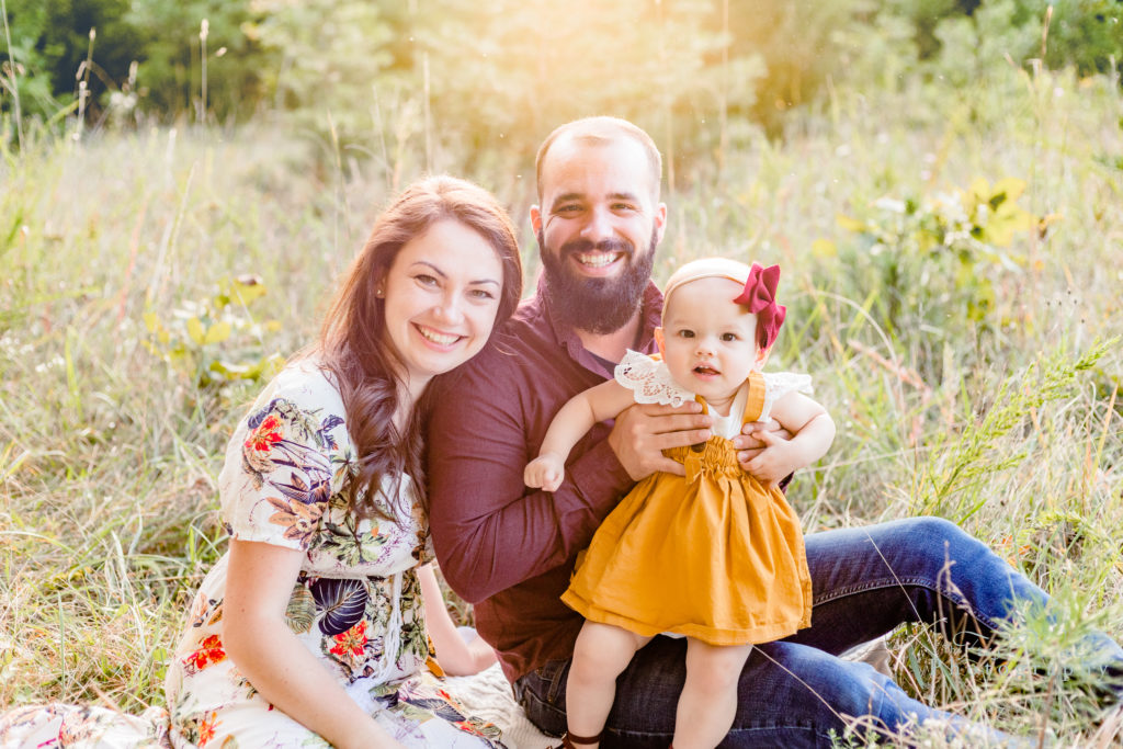 Shenandoah-Valley-family-session-portrait-family-three-fall-kiss-sweet-intimate-love-outdoor-autumn-fun-happy-sunset