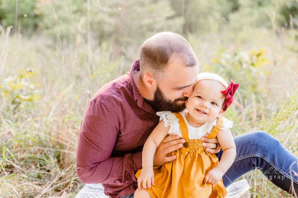 Shenandoah-Valley-family-session-portrait-Father-daughter