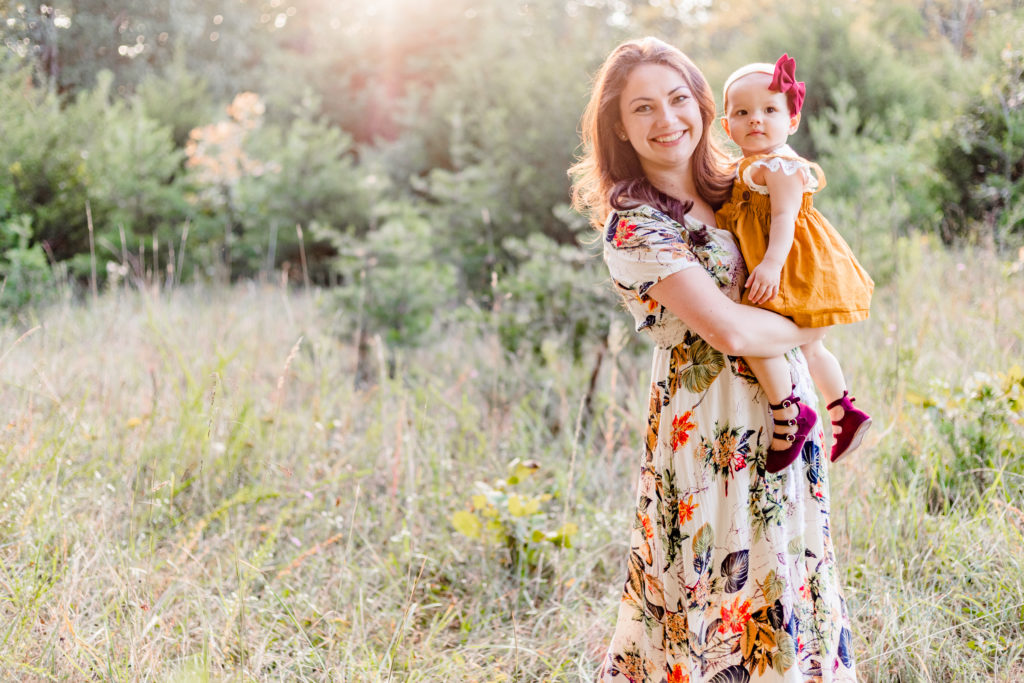 Shenandoah-Valley-family-session-portrait-fall-mommy-daughter-field-outdoor-autumn-pretty-sweet